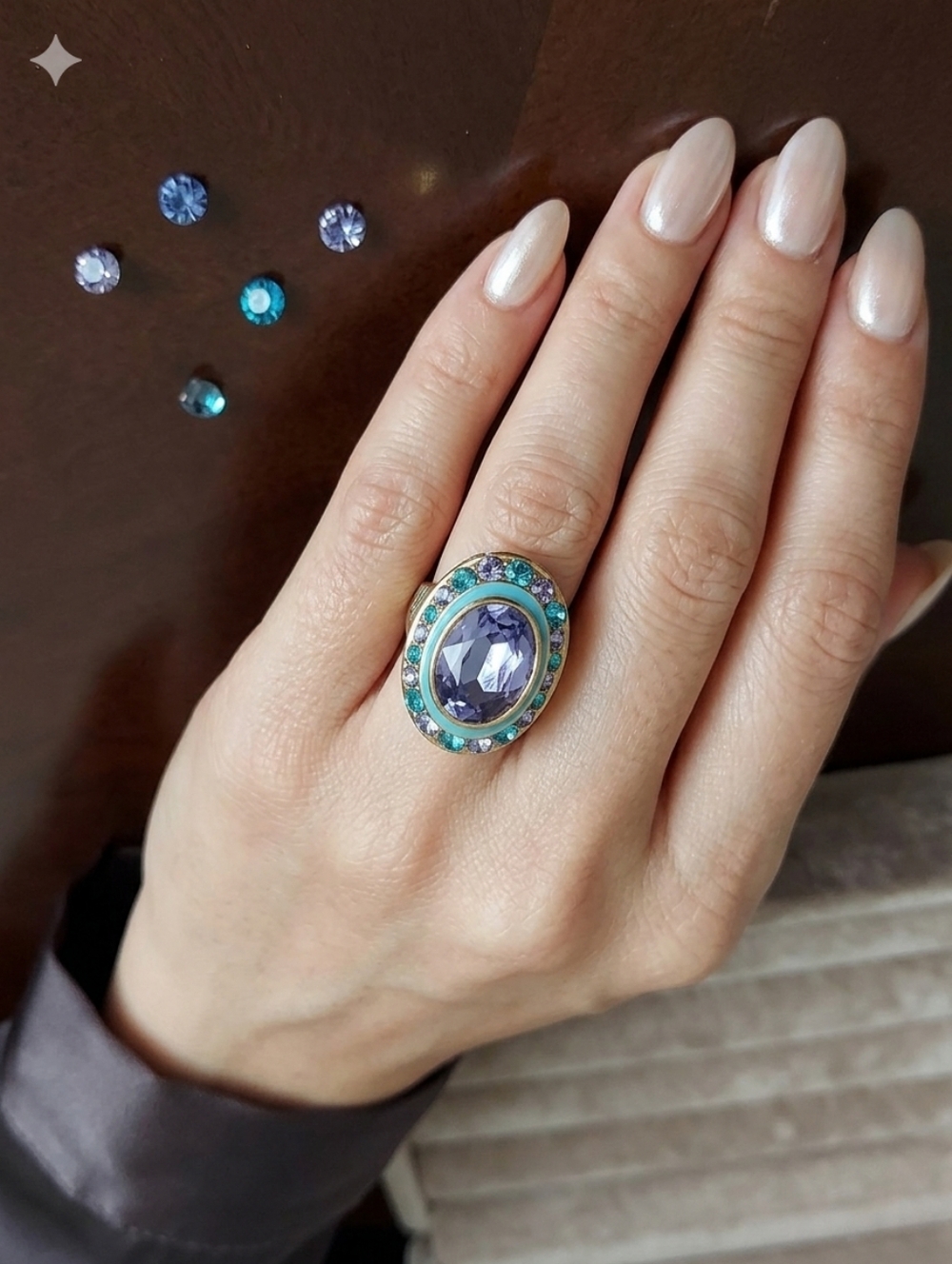 AKKAD CHINA  VINTAGE COCKTAIL MULTICOLORED RING SIZE 10.5